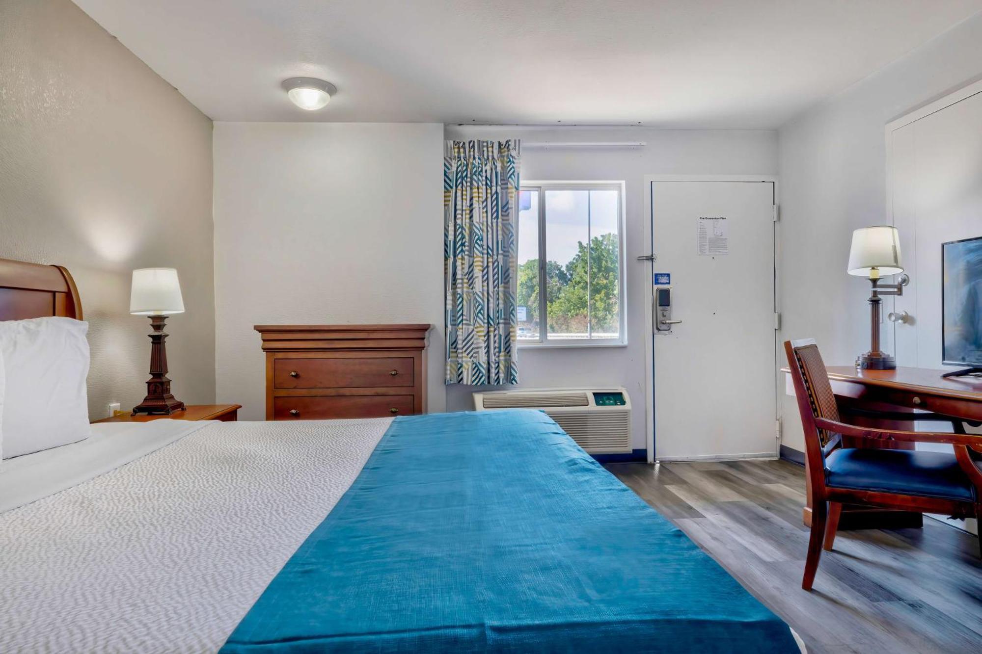 Motel 6 Harrisburg PA Near PA Expo Center Esterno foto