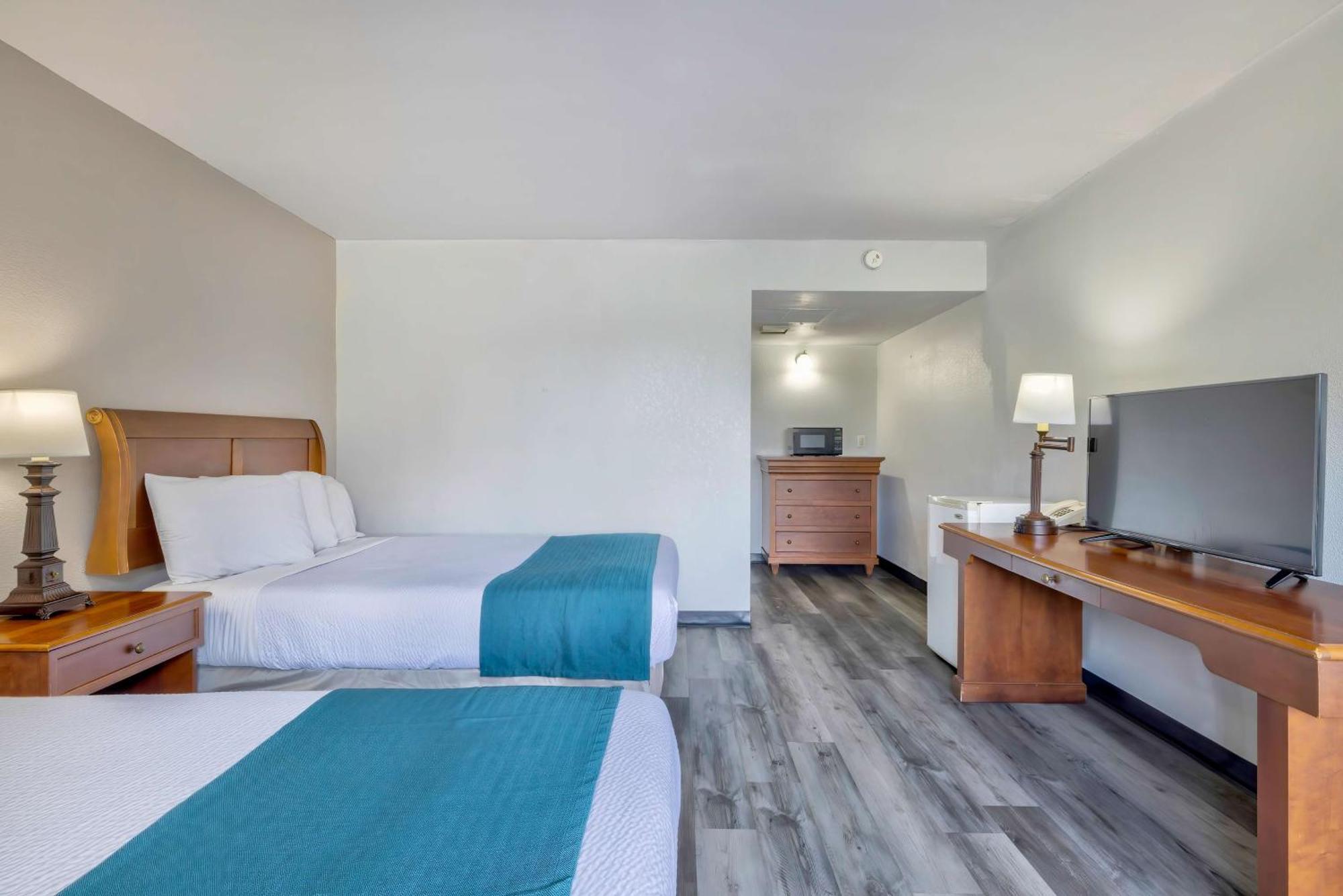 Motel 6 Harrisburg PA Near PA Expo Center Esterno foto
