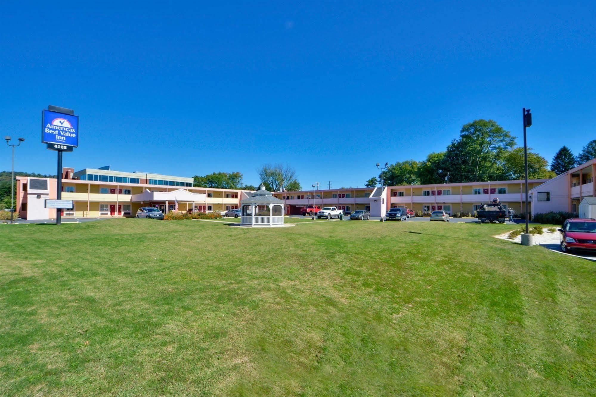 Motel 6 Harrisburg PA Near PA Expo Center Esterno foto